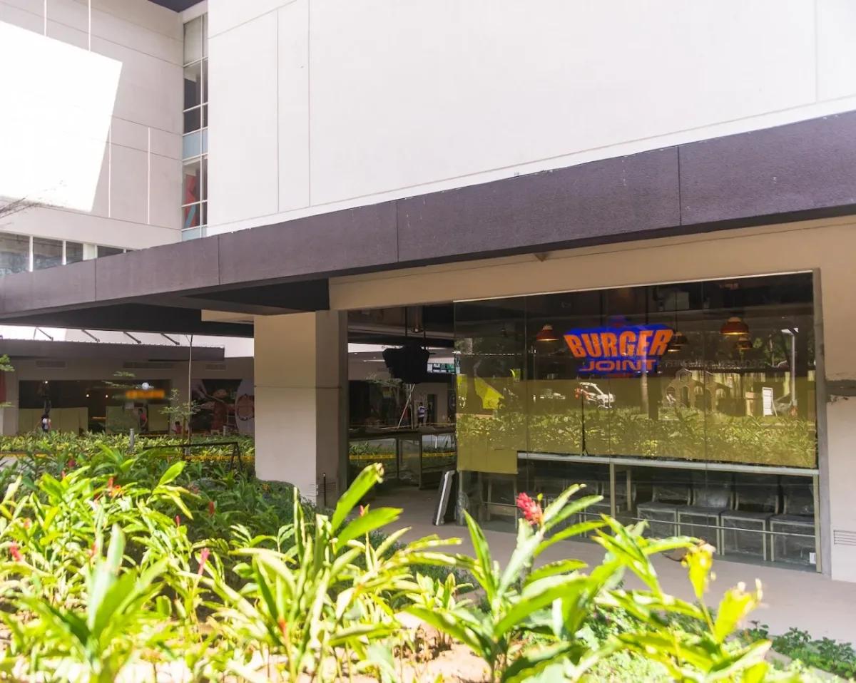 The Burger Joint (Ayala Malls) 3