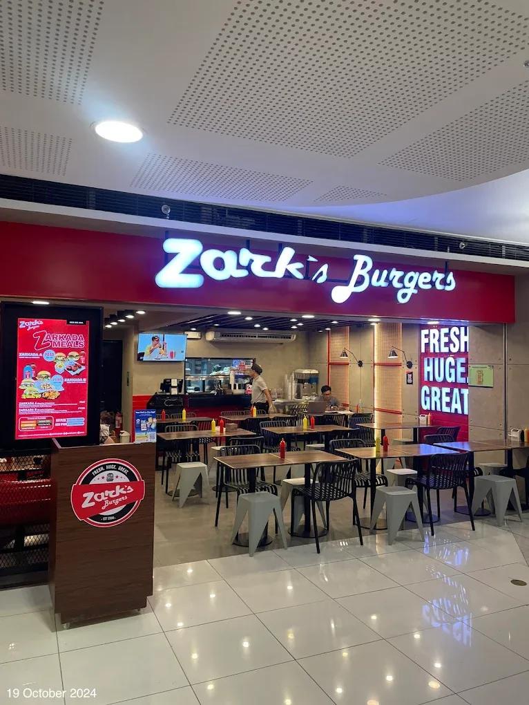 Zark's Burgers (Ayala Center) 4