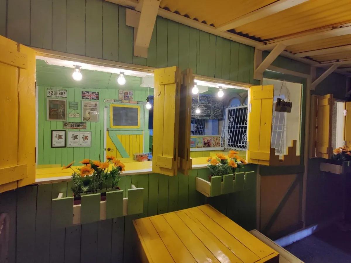 Mama's Little Secret Creative Burgers - Restaurants - Mandaue