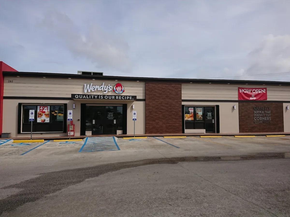 Wendy's Naval Base - Restaurants - Santa Rita