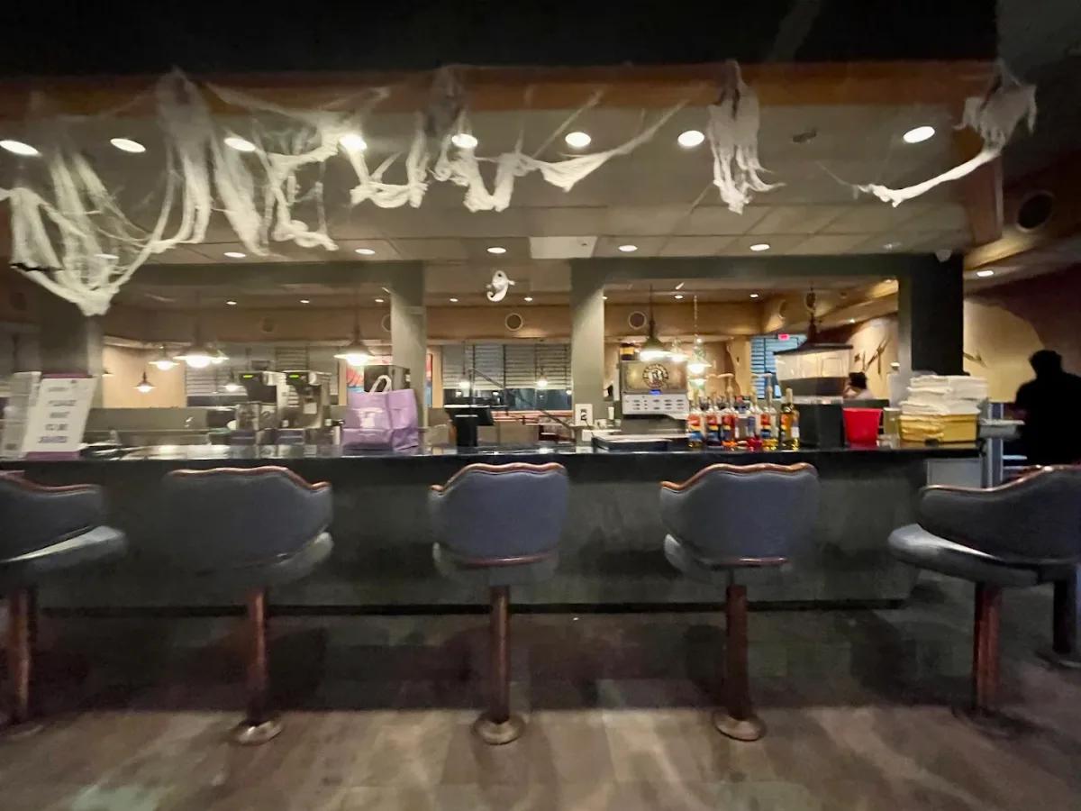 King's Restaurant Compadres Mall 2