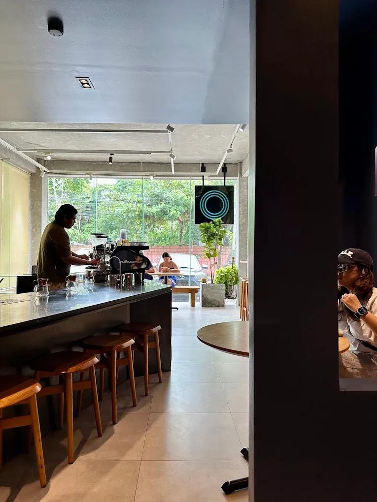 Tightrope Coffee - M. L. Quezon Avenue 4