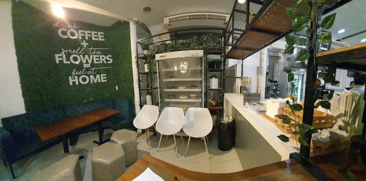 Dolce Cafe 3