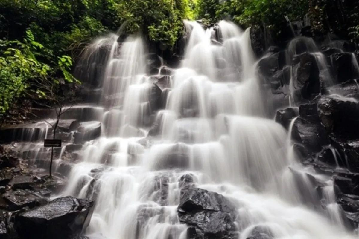 Kanto Lampo Waterfall 2