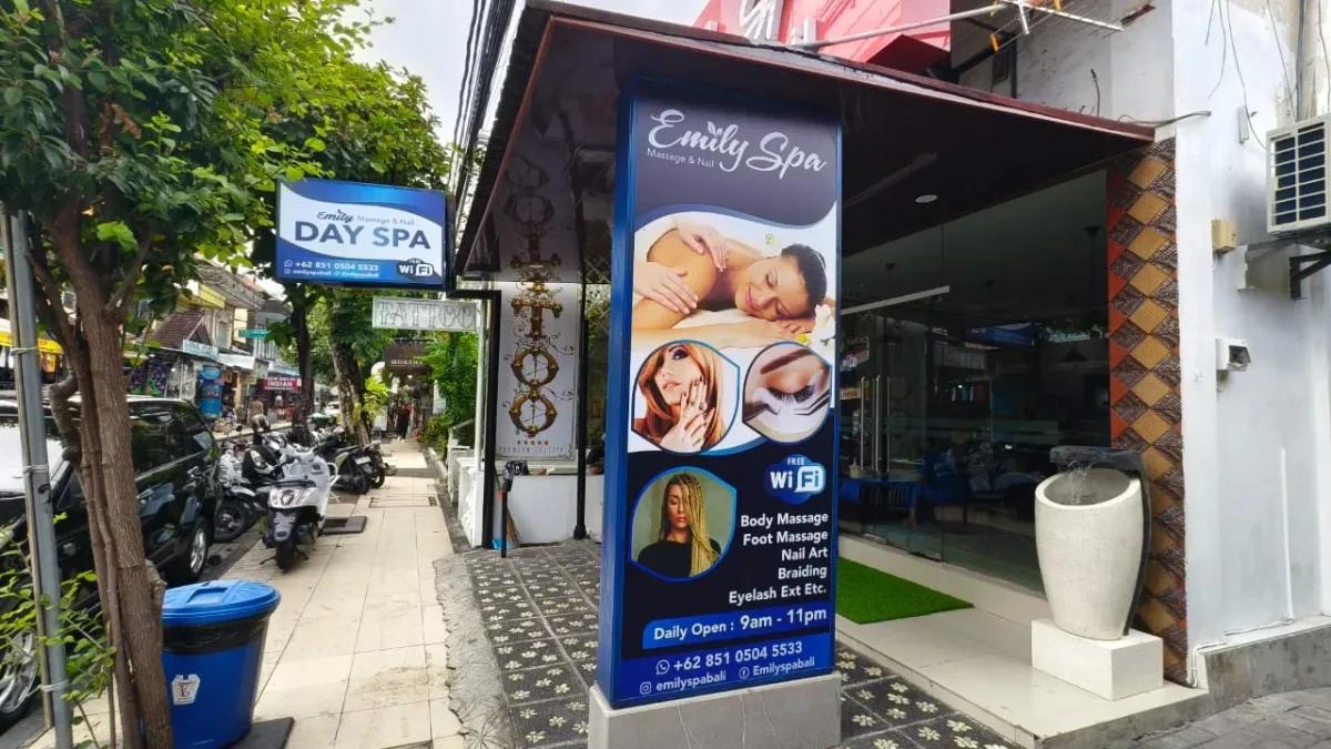 Emily Spa Pantai Kuta 4