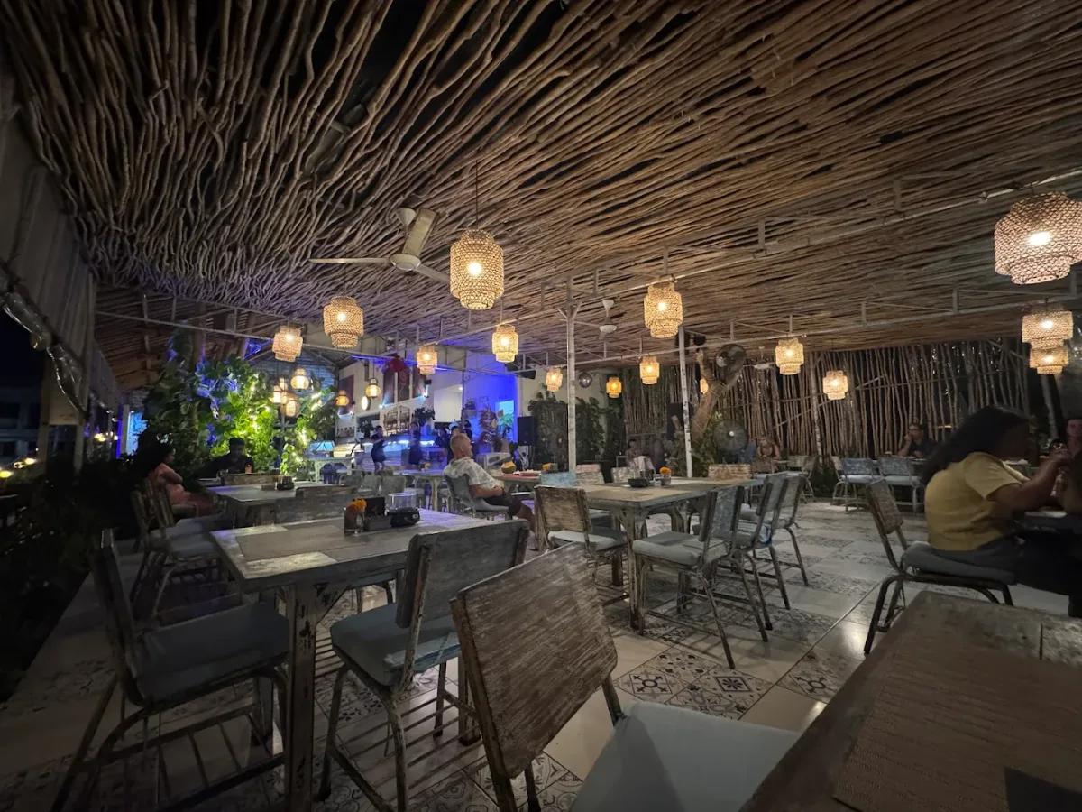 Warung Italia Bali (Mezza Mediterranean Cuisine) - Restaurants - Legian