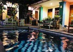 Celebbest Kuta Hostel 5