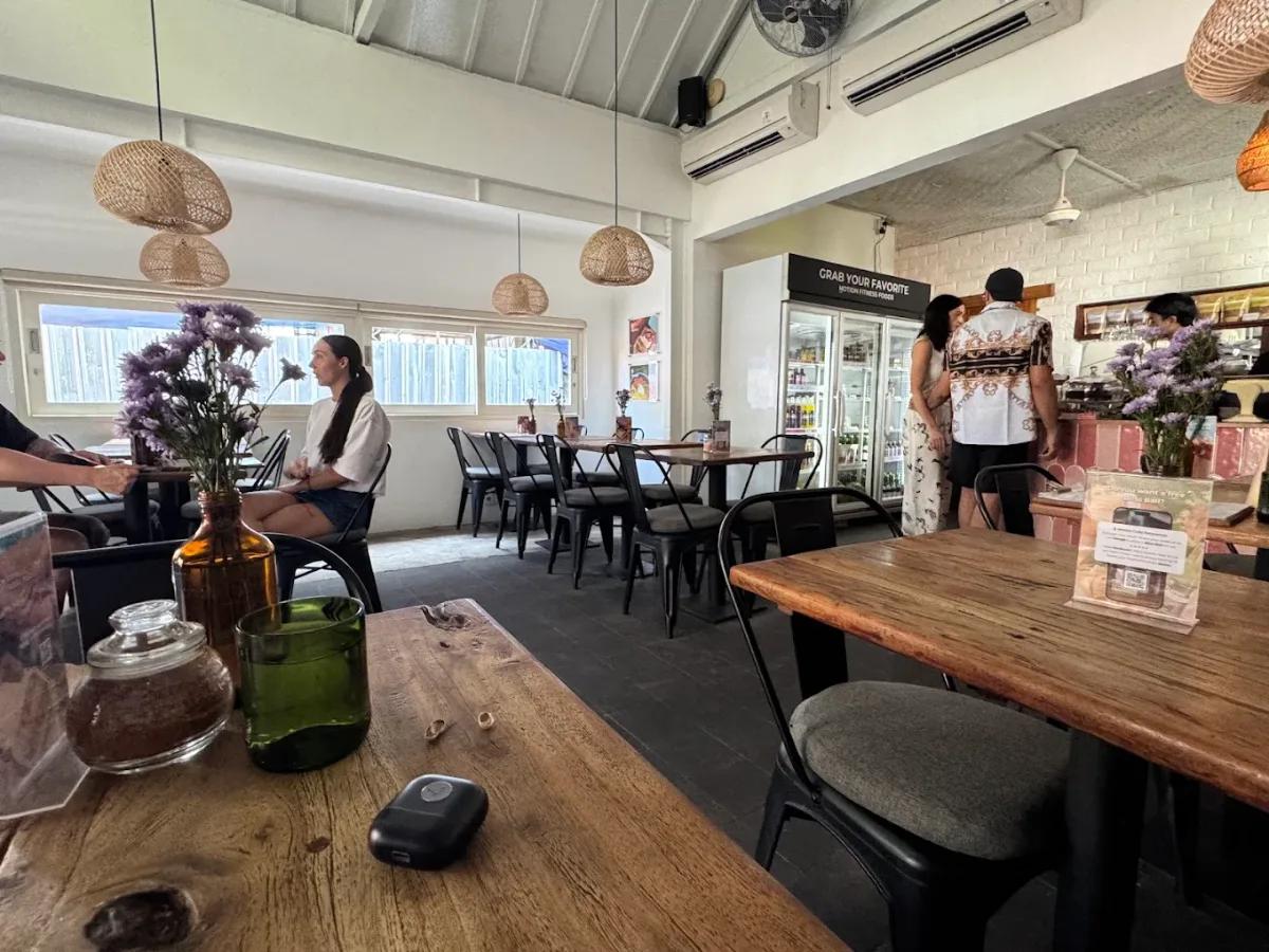 Motion Cafe 5