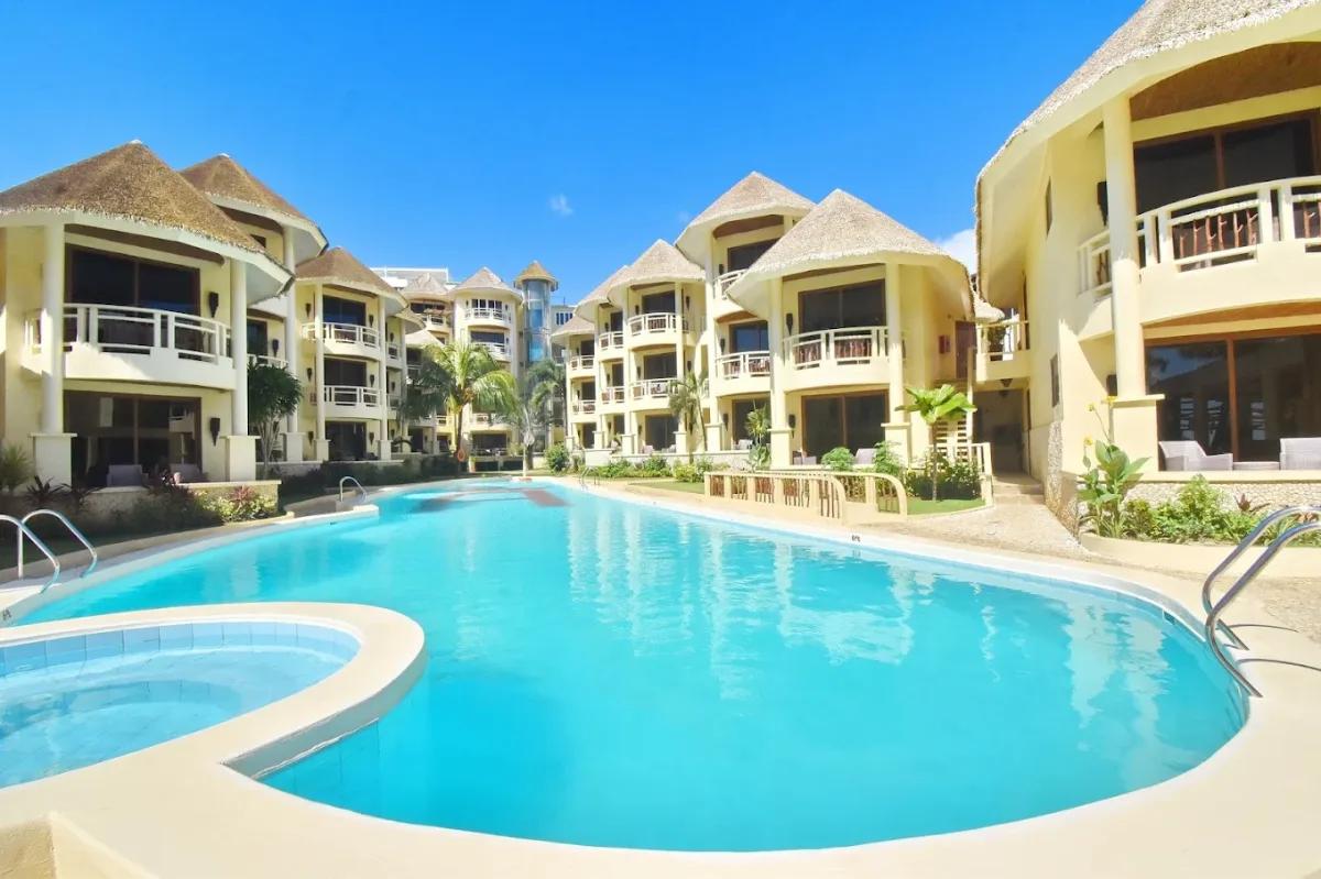 Ambassador in Paradise - Hotels - Station 1