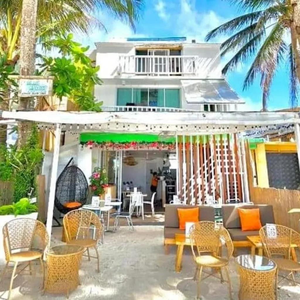 Blue Waves Beach House - Hotels - Station 1