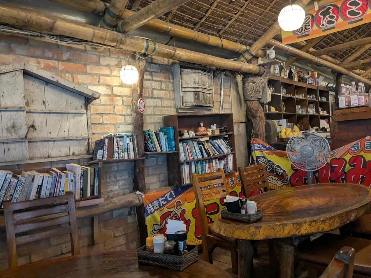 Nagisa Coffee Shop 4