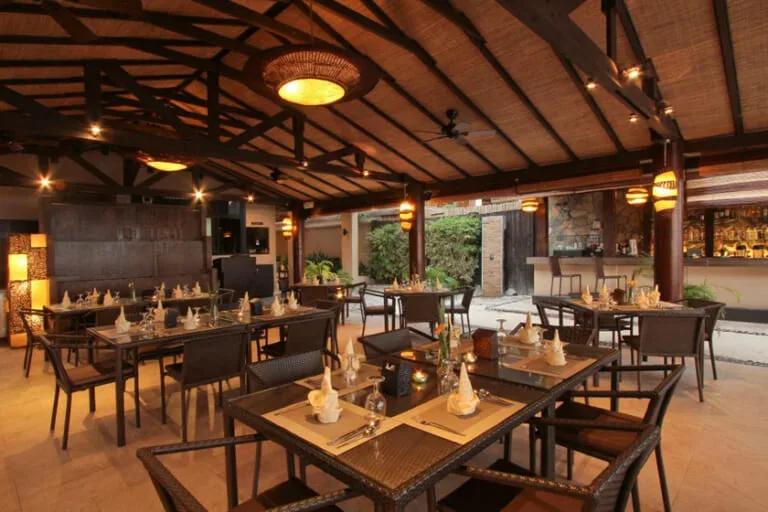 BarLo - Two Seasons - Restaurants - Station 1