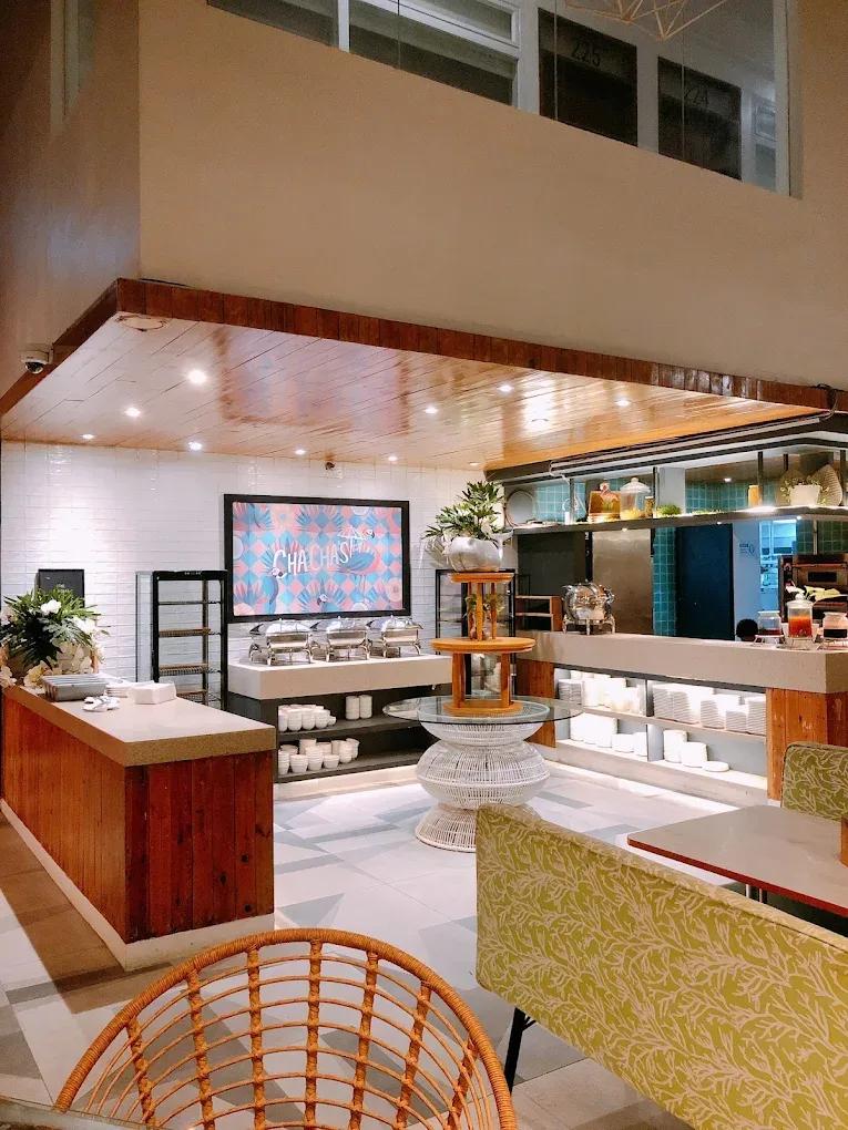 Cha Cha’s Beach Cafe 4