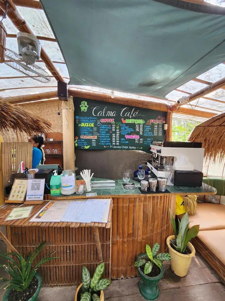 Calma Café & Restaurant 5