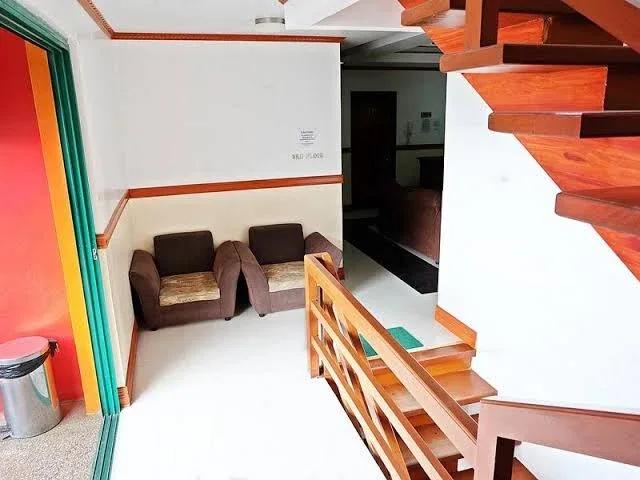Garnet Hotel 3