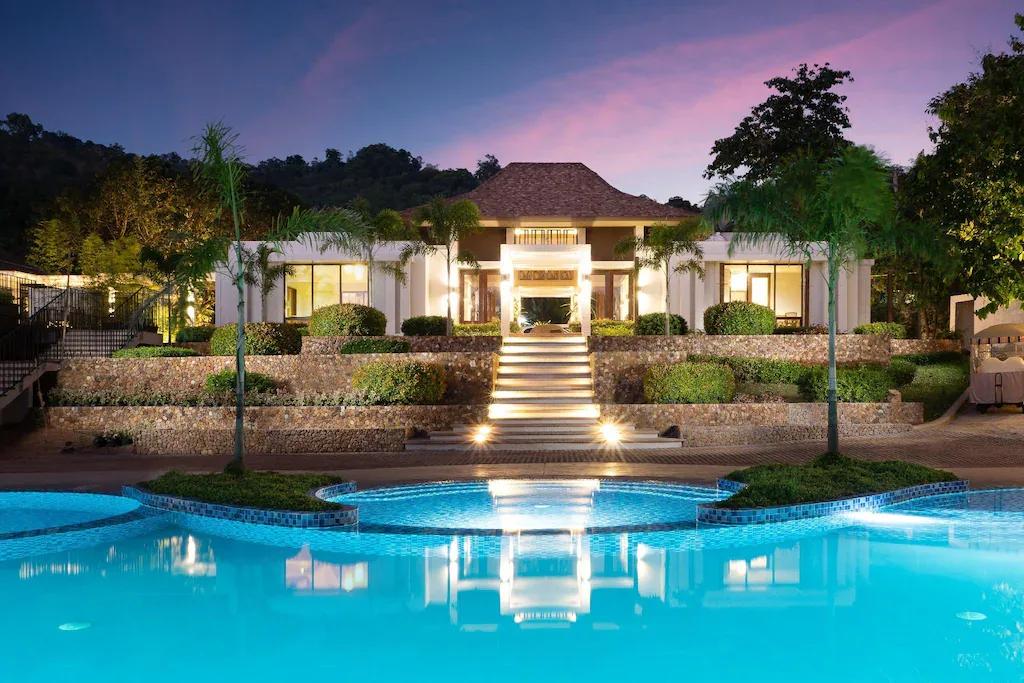 Bacau Bay Resort Coron 5
