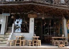Happiness Beach Bar - Restaurants - El Nido