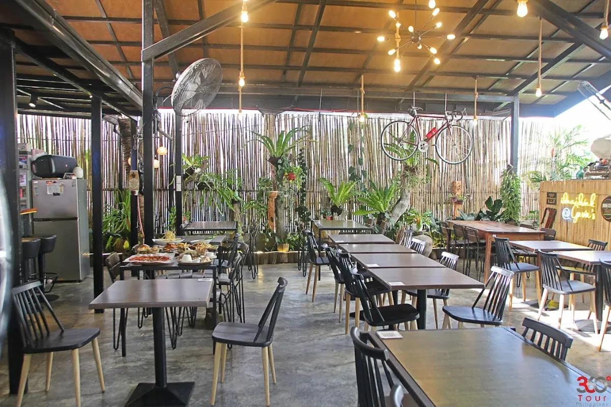 Gavin's Kitchen + Bar - The Bay Area Coron