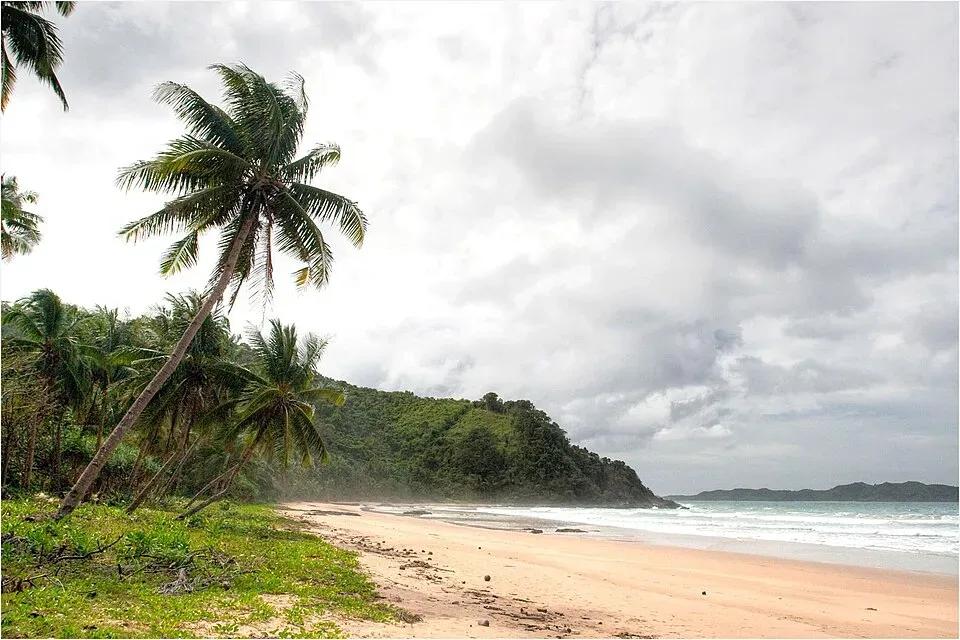 Duli Beach - Beaches - El Nido