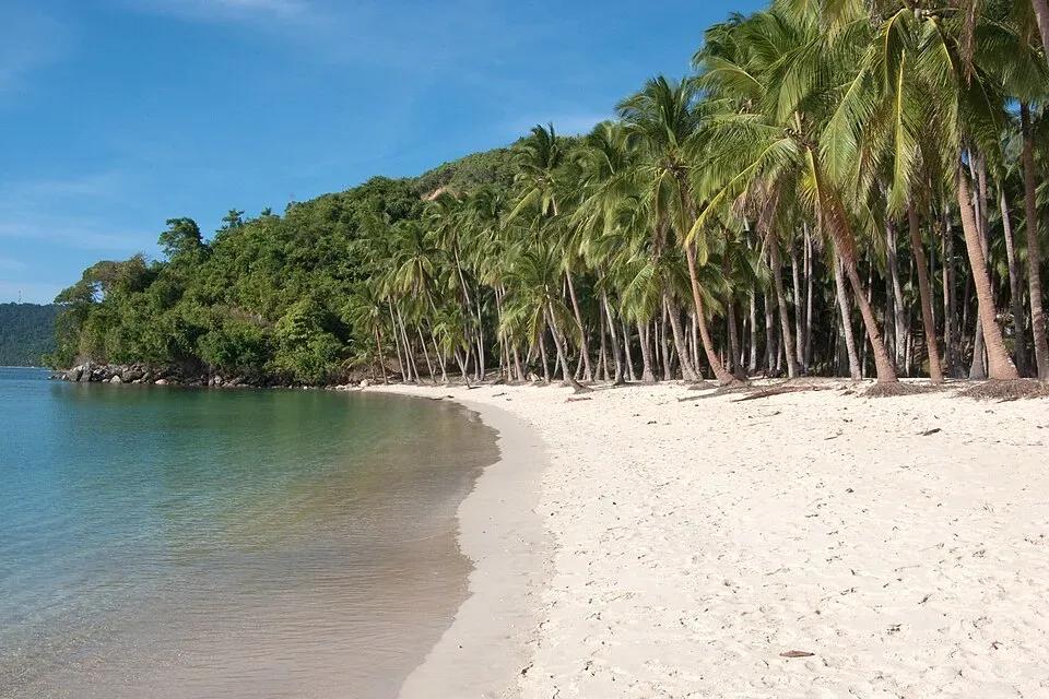 Corong Corong Beach 2