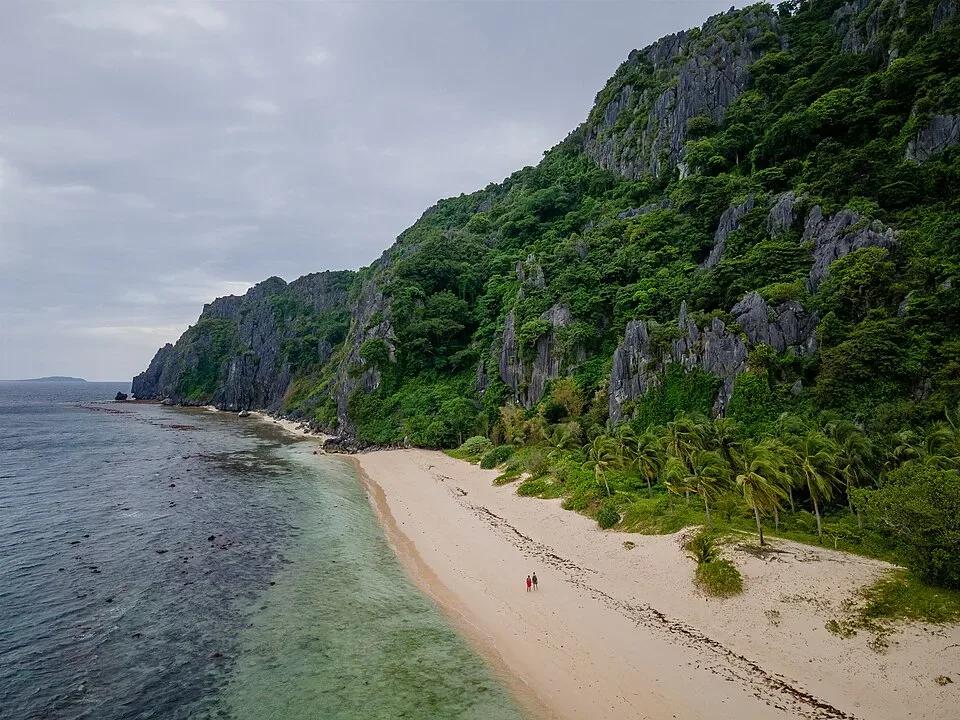Black Island Beach - Beaches - Busuanga