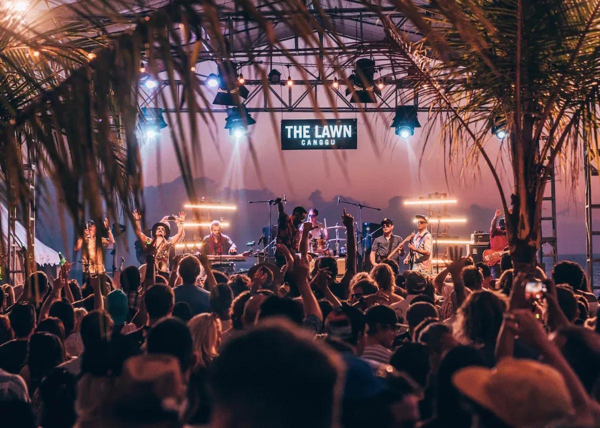 The Lawn Canggu Beach Club - Bars & Clubs - Canggu