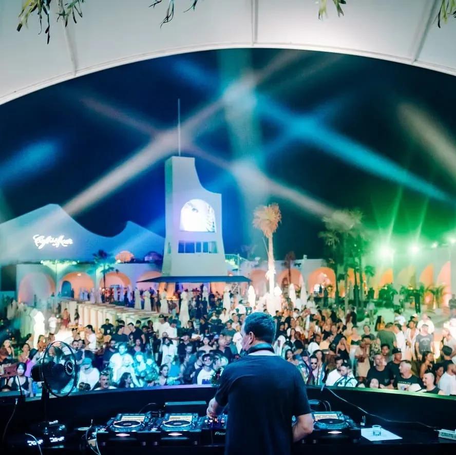 Café del Mar Bali - Bars & Clubs - Canggu