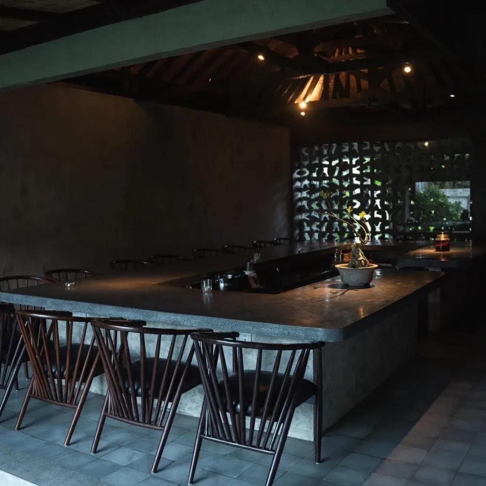 KAWI UBUD - Bars & Clubs - Ubud