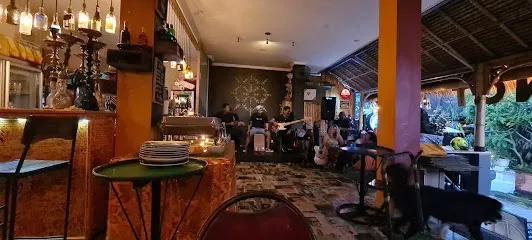 Why Not Restaurant and Bar