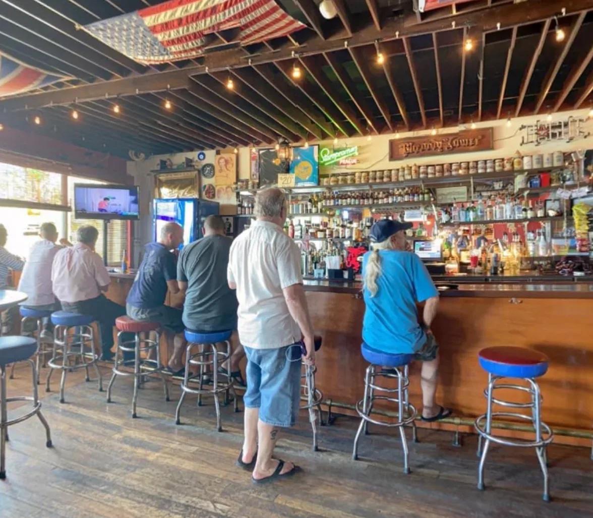 Tower of London - Bars & Clubs - Tamuning