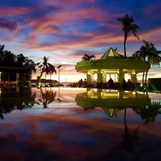 Misty's Beach Bar - The Westin Resort Guam - Bars & Clubs - Tumon