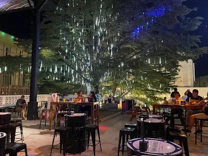 Social Park Avenue - Mango Square - Bars & Clubs - Cebu City