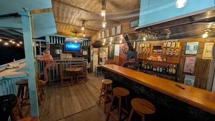 Piggy’s sunset bar - Bars & Clubs - El Nido