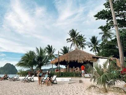 Sunset at Las Cabañas - Bars & Clubs - El Nido