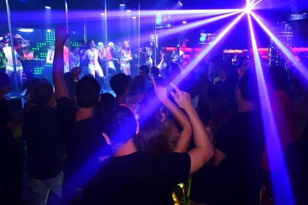 TaiPan Nightclub - Bars & Clubs - Patong