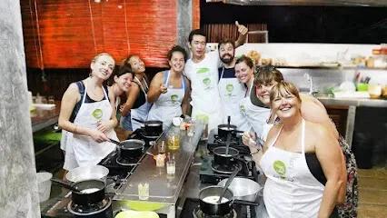 TIME FOR LIME - Thai Cooking School and Cocktail fun