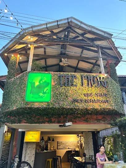 The Frog Restaurant Wine Bar & Garden