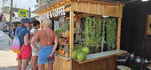 Smoothie & Coffee - Cafes - Saladan