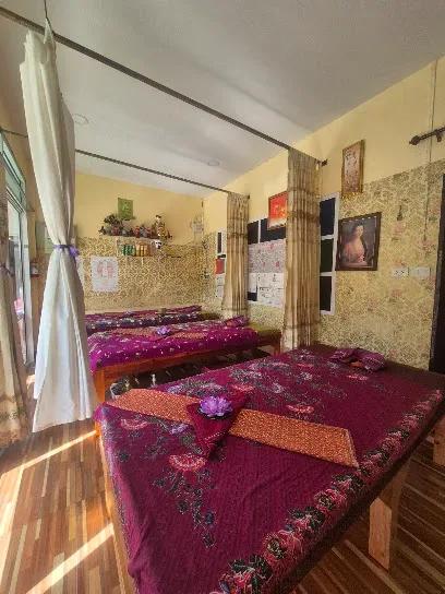 Maneelanta Thai Massage and Therapy