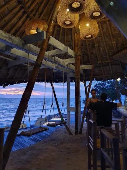 Moonbar by the Moonlight Bay Resort - Bars & Clubs - Koh Lanta Yai