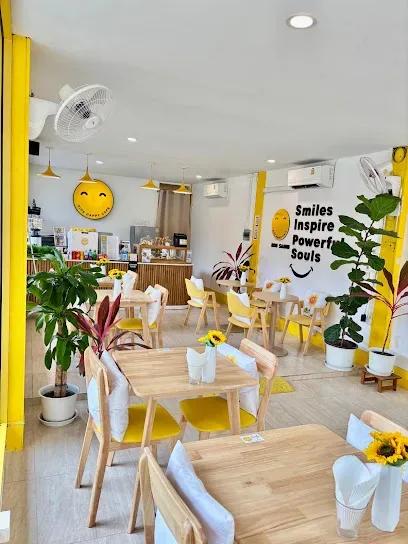 SIPS HAPPY CAFE Breakfast, Coffee, Smoothies & Bagels - Cafes - Bo Phut