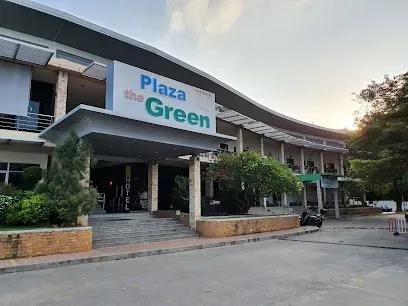 Plaza the Green Night Market