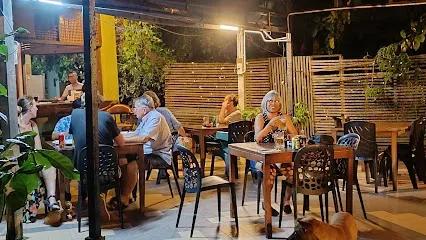 CoCo's Bistro