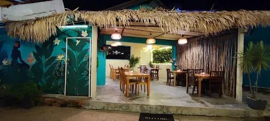 TENGAH CAFE