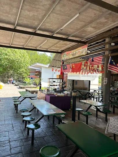 Mak Long Café