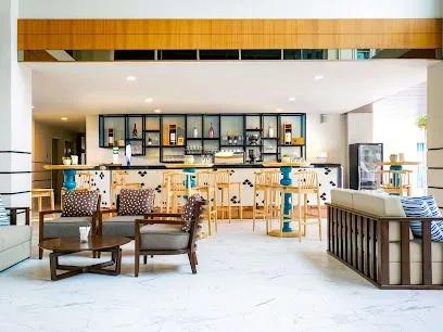 99 Islands Lounge And Bar - Mercure Langkawi Pantai Cenang
