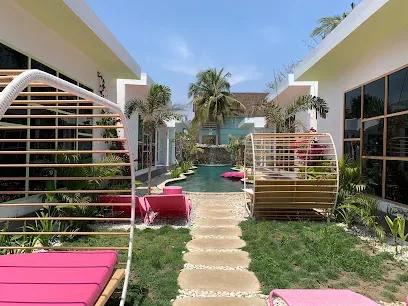 Flamingo Boutique Hotel